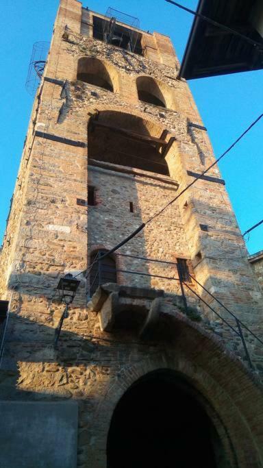 Sunrise In The Castle *